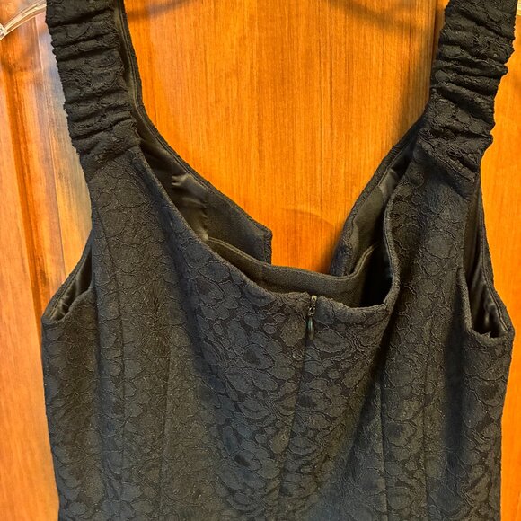 Black brocade lace dress with full skirt size 8 - Picture 3 of 14